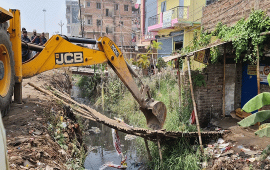 Bulldozer Action in Patna