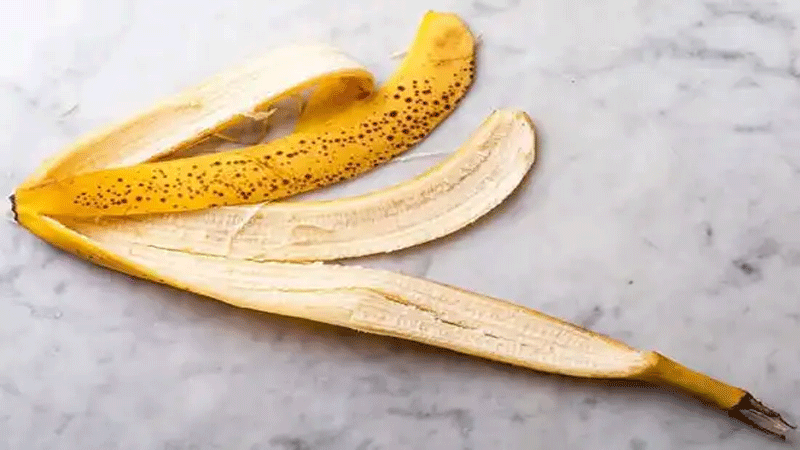 banana peel for face