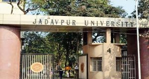 जादवपुर विश्वविद्यालय में रैगिंग से जुड़ी मौत में 4 और गिरफ्तार, स्टूडेंट पर जुल्म के कितने गुनहगार?