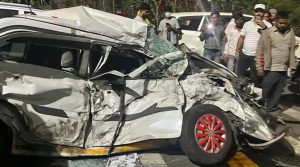 Punjab: लुधियाना में पुल से गिरी कार, 1 युवक की मौके पर मौत, 4 घायल