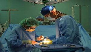 Bengal: पथरी का ऑपरेशन करने पहुंचा मरीज, डॉक्टर ने अपेंडिक्स निकाल दिए