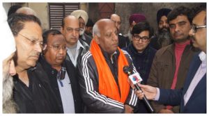 Punjab: BJP नेता जगमोहन शर्मा पर FIR, कारोबारी पर तानी पिस्तौल, बेटे सहित 7 अज्ञात भी नामजद