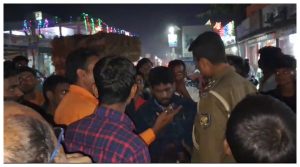 Police taken Hostage in Vaishali