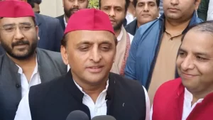UP News akhilesh yadav is in greator noida speaks on lok sabha election should be done on ballot paper news in hindi
