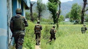 Search Operation In Kashmir: जम्मू-कश्मीर के राजौरी में सेना सर्च ऑपरेशन जारी, मोबाइल-इंटरनेट सेवाएं हैं बंद