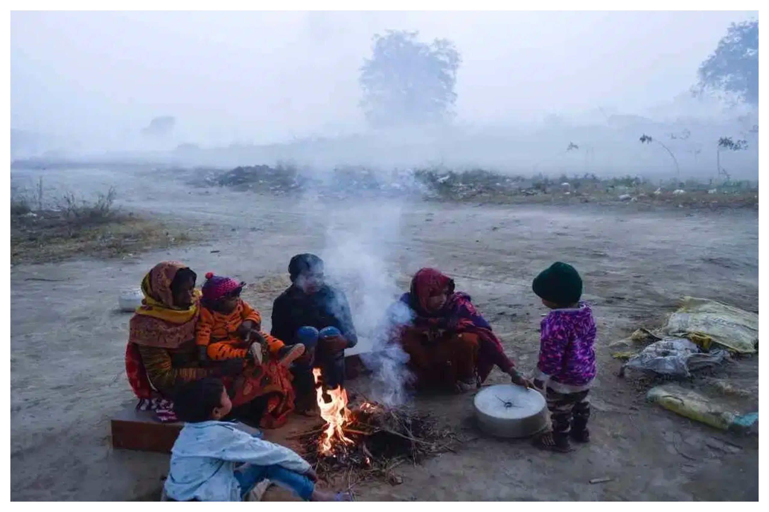 Photo of Weather Update: उत्तर भारत में ठंड और कोहरे का प्रकोप जारी, जानें मौसम विभाग की जानकारी…