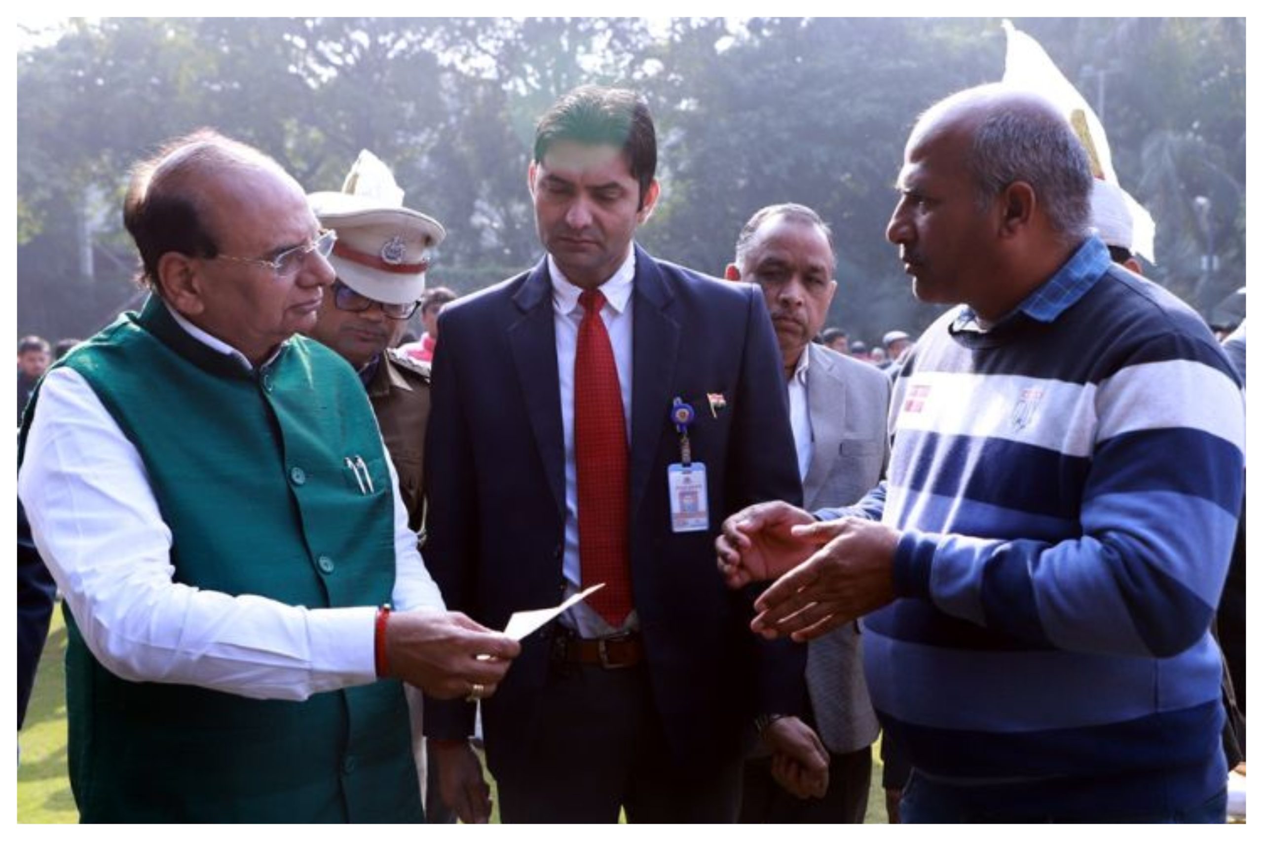 Photo of दिल्ली के सभी DM गांव में बिताएंगे रात,‘दिल्ली ग्रामोदय अभियान’ के तहत करेंगे काम