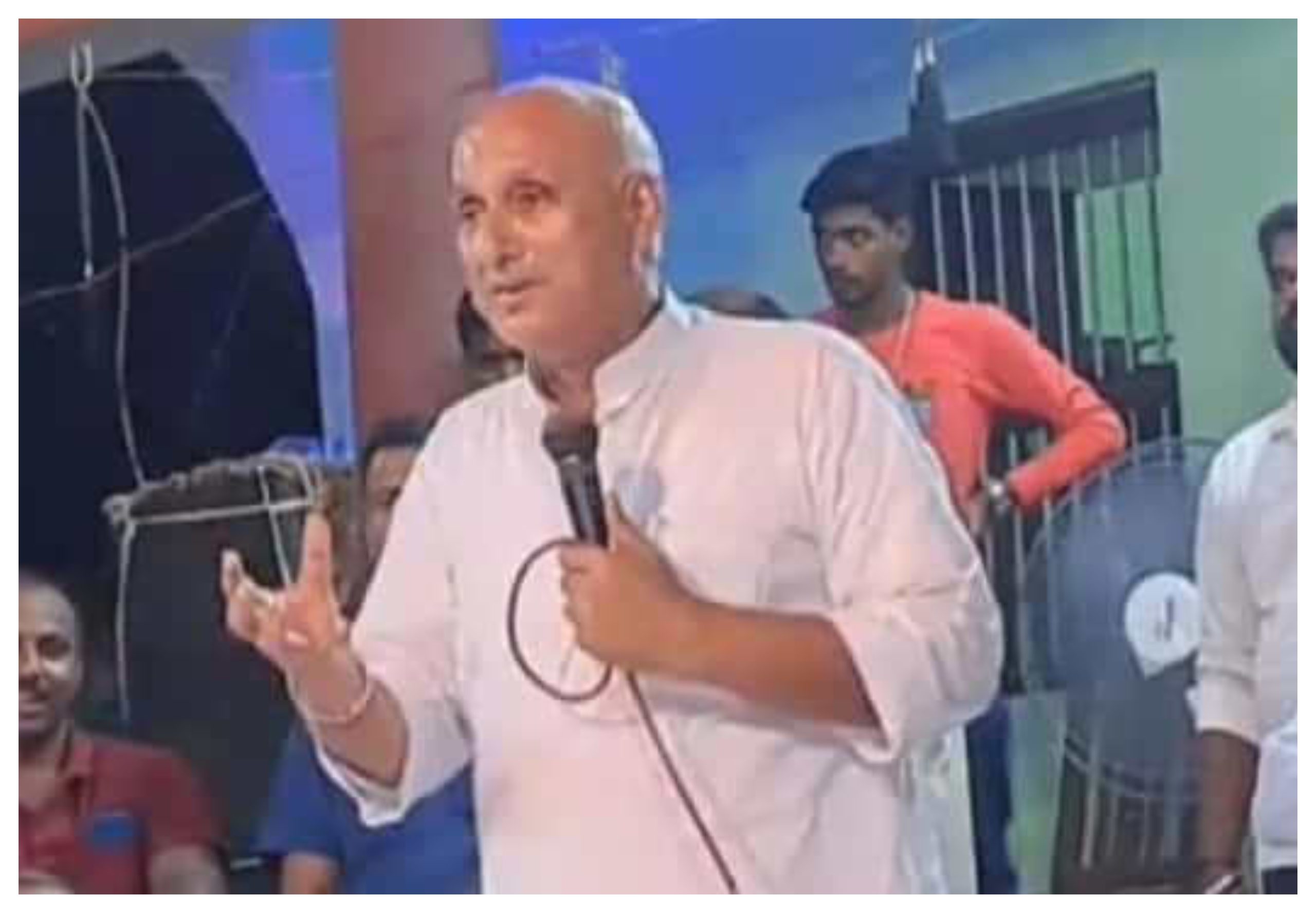 Photo of Bihar News: ‘मंदिर है गुलामी का रास्ता’, एकलव्य का बेटा अब अंगूठा नहीं देगा-शिक्षा मंत्री डा. चंद्रशेखर