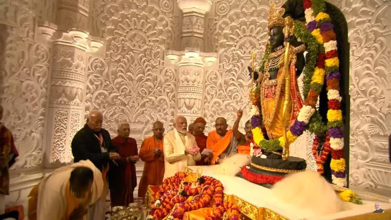 Photo of Ram Mandir Darshan Timing: रामलला के दर्शन को हैं आतुर? जानें दर्शन का सही समय