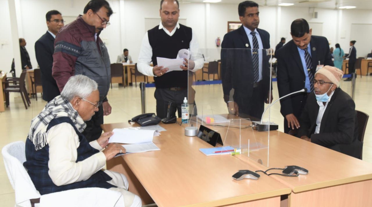 CM Nitish in janta darbar