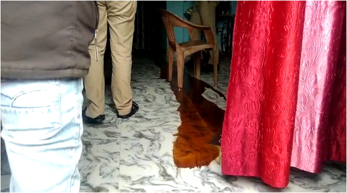 Photo of Bihar Crime: बंद घर में एसिड से जला मिला मां-बेटी का शव, दहशत