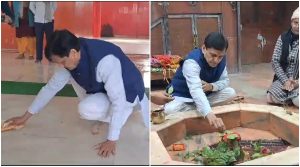 Nityanand mopped the temple