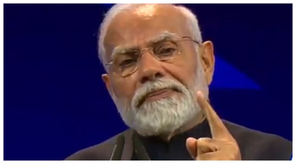 Photo of गुजरात वाइब्रेंट समिट का आगाज, PM बोले- भारत बन रहा विश्व मित्र