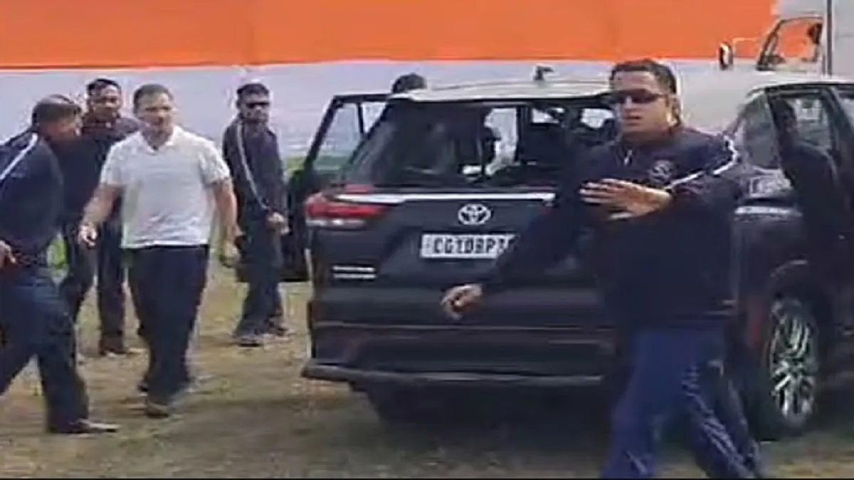 Photo of Rahul Gandhi Car Attack: पथराव के कारण नहीं टूटा कार का शीशा, कांग्रेस ने बताई वजह