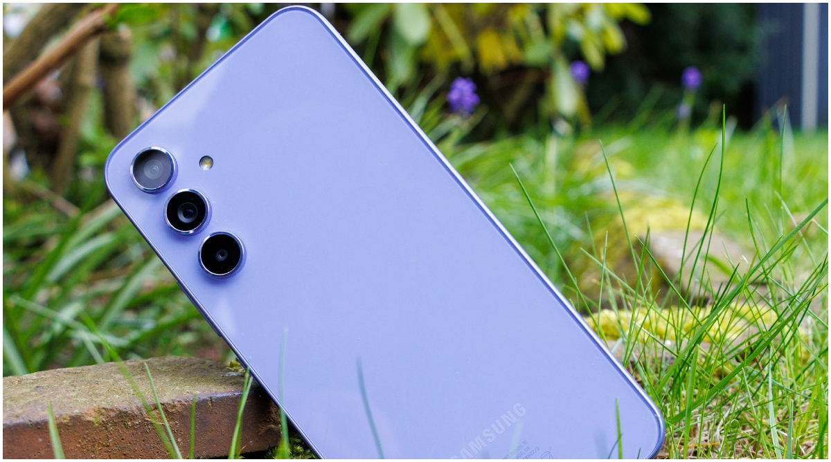 Photo of Samsung Galaxy A54 5G पर मिल रहा है धांसू डिस्काउंट