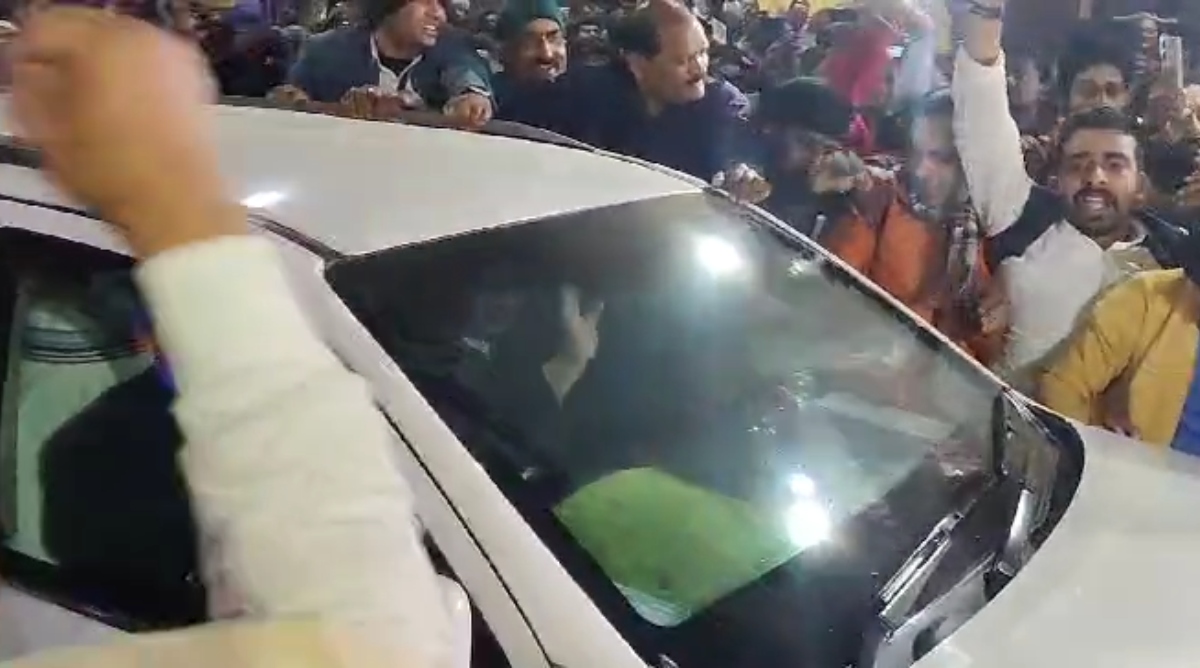 Photo of Bihar: नौ घंटे पूछताछ के बाद ईडी कार्यालय से बाहर निकले तेजस्वी