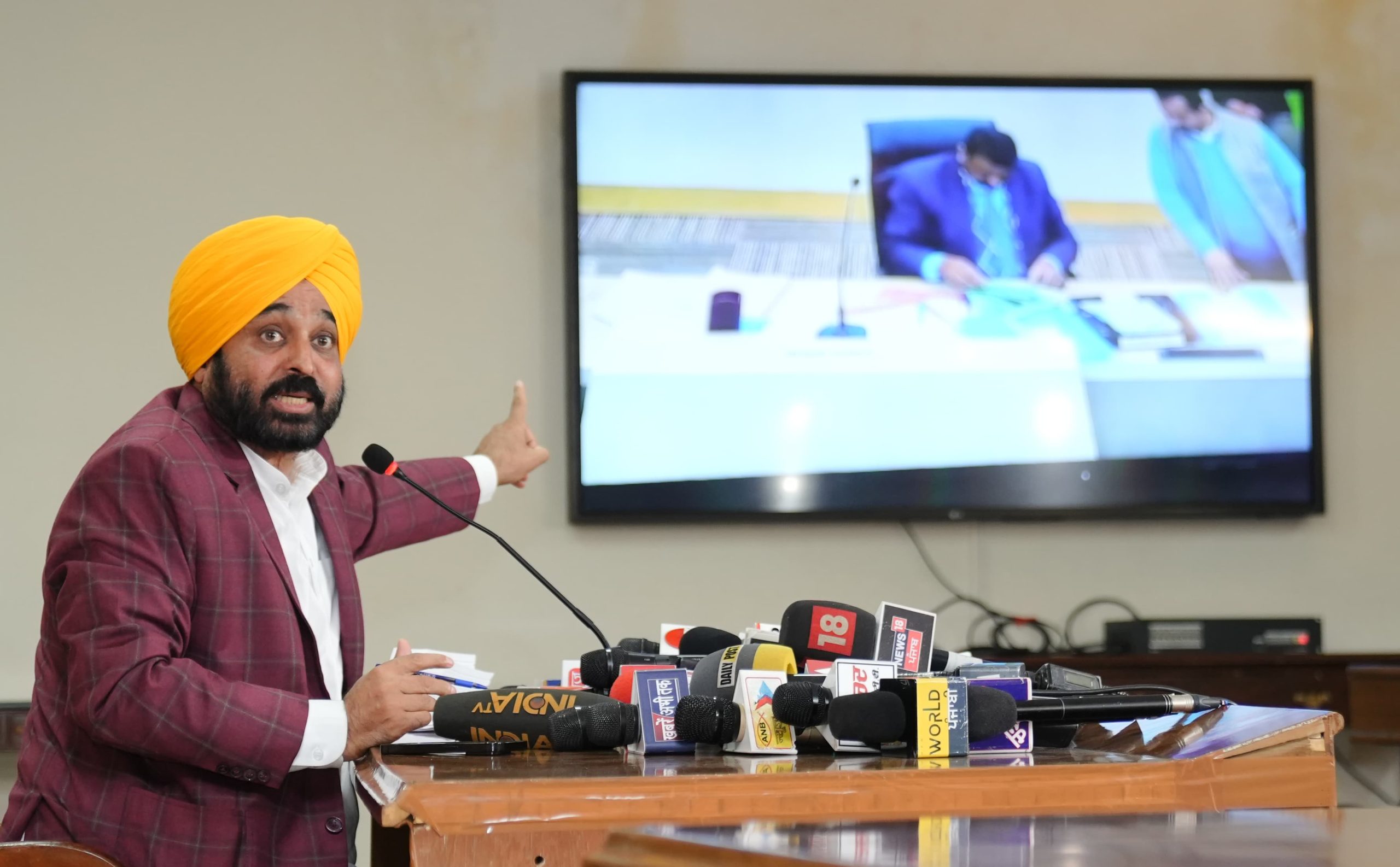 Punjab News bjp-rigged-counting-of-36-votes-how-is-impartial-polls-expected-in-country news in hindi