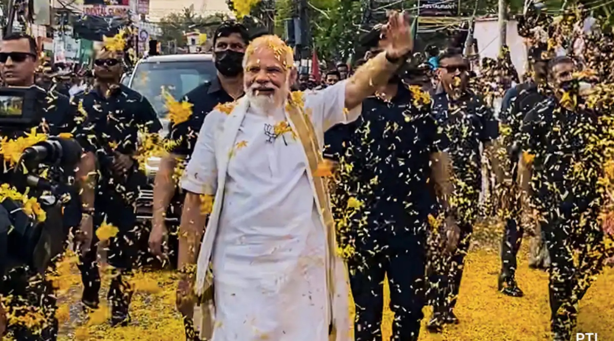 Pm Modi Kerala Road Show: PM Modi on tour of southern states, addressed women in Thrissur, Kerala