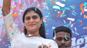 Y. S. Sharmila joined Congress: CM Jagan Mohan Reddy's sister joined Congress's hand
