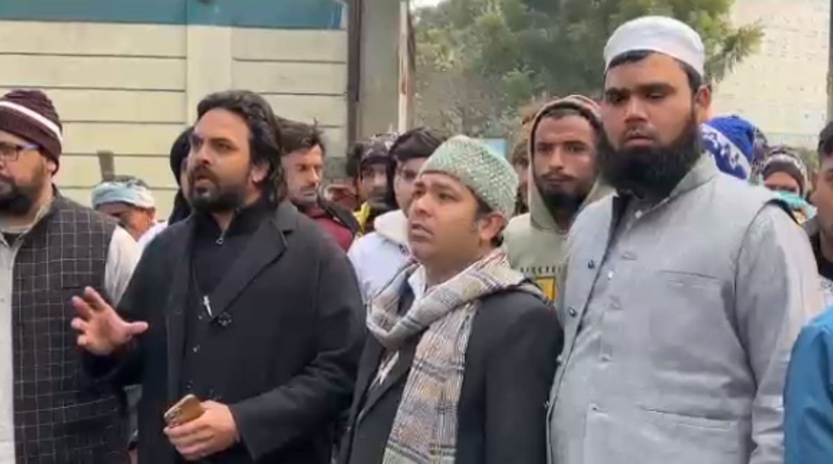 Photo of Meerut: मुठभेड़ में घायल बदमाश की मौत, परिजनों ने फर्जी एनकाउंटर का लगाया आरोप
