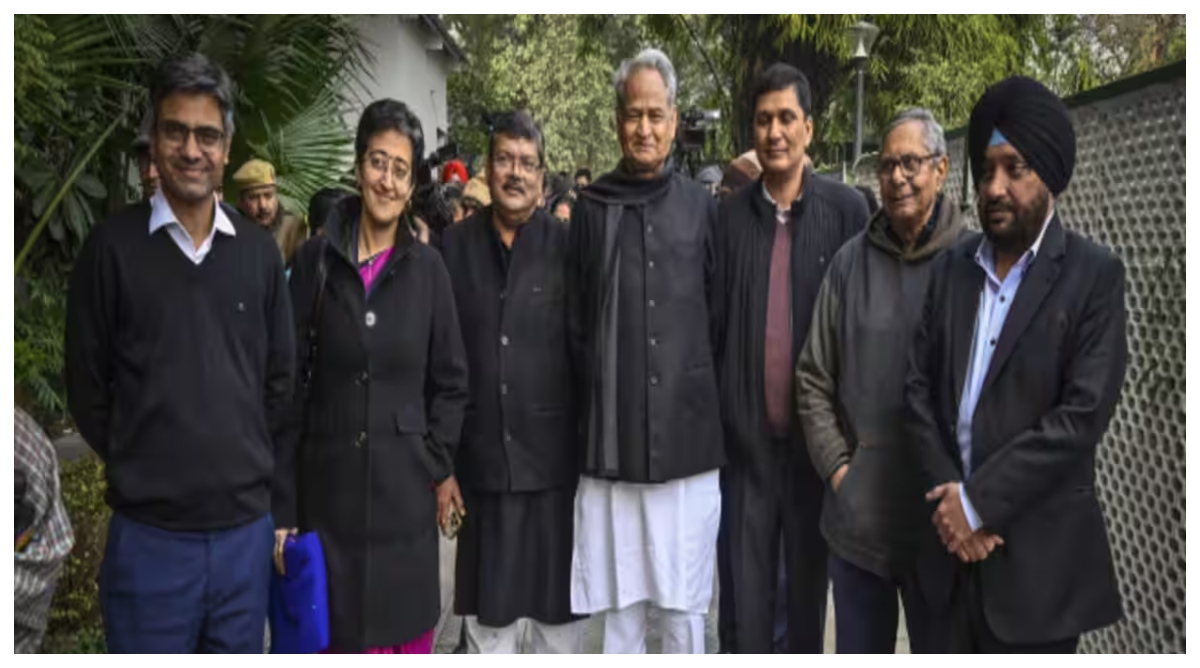 Photo of सीट शेयरिंग को लेकर फिर होगी AAP-कांग्रेस की बैठक, पढ़िए पूरी खबर