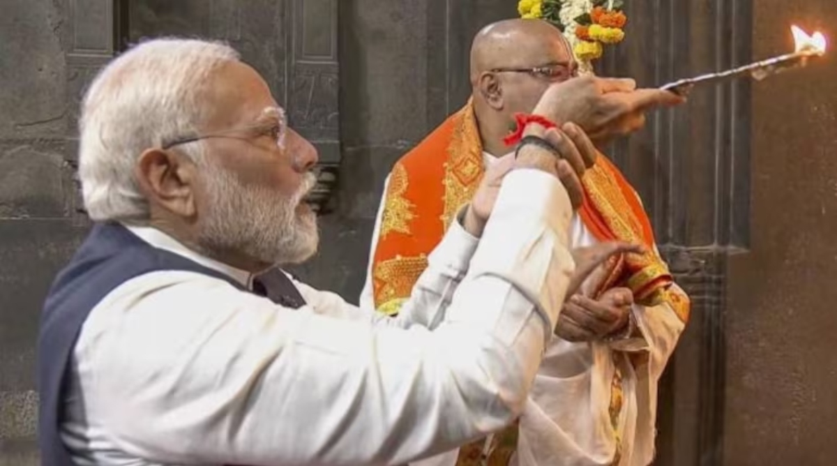 Photo of PM Modi: पीएम मोदी का नासिक में रोड शो, रामकुंड और श्री कालाराम मंदिर में की पूजा अर्चना