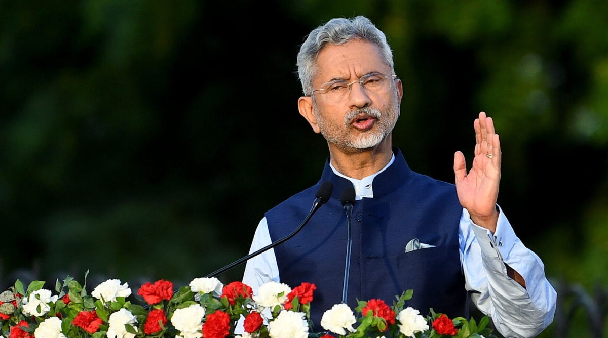 Photo of हम अधिक भारत होते तो चीन से संबंधों में कम गुलाबी नजरिया होता : जयशंकर