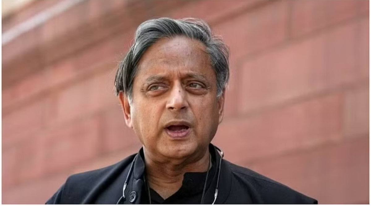 Photo of Polls : भाजपा सबसे बड़ी पार्टी बन सकती है, लेकिन उसे सरकार बनाने लायक सीटें पाने से रोकना संभव : शशि थरूर