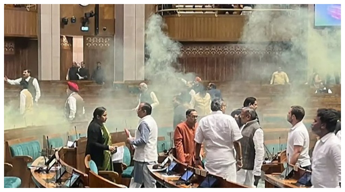 Photo of Parliament Security breach: संसद सुरक्षा चूक मामले का मास्टरमाइंड ललित झा नहीं,नॉर्को और पॉलीग्राफी टेस्ट में खुलासा