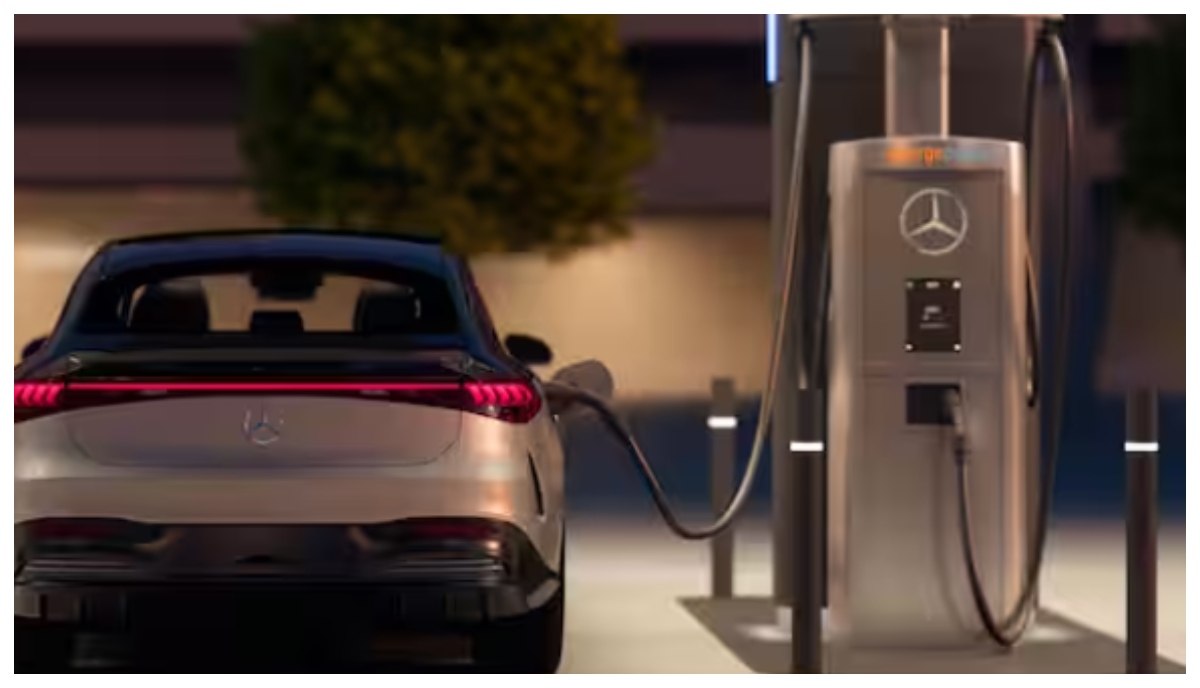 Photo of Mercedes Benz:  ईवी की धीमी मांग के कारण मर्सिडीज-बेंज नए मॉडलों को लॉन्च करने में कर रही है देरी