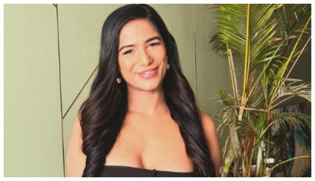 Poonam Pandey Death Is Poonam Pandey alive? The actress's family also disappeared from home poonam pandey alive or dead news in hindi