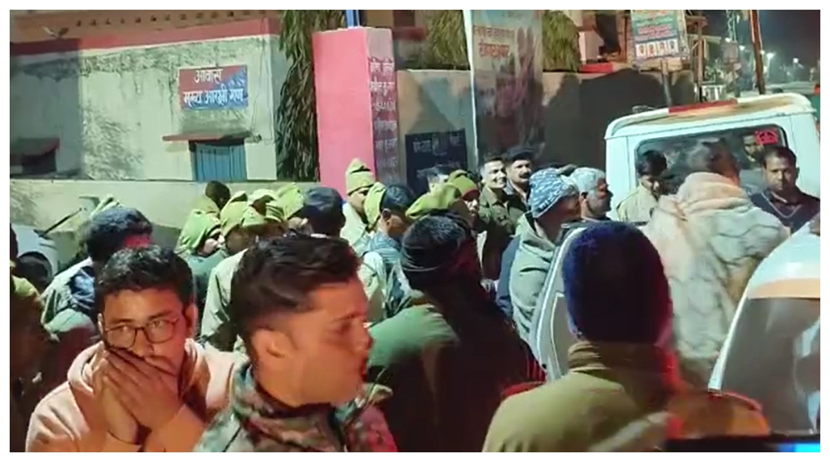 Photo of Muzaffarnagar: पुलिस हिरासत मे एक व्यक्ति की हुई मौत, मृतक के परिवार वालों ने लगाया आरोप