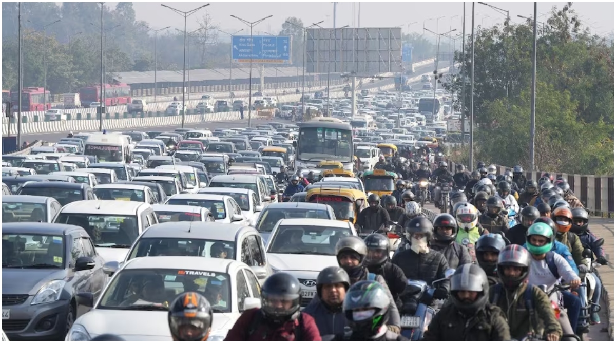 Photo of दिल्ली- NCR में भीषण जाम, पुलिस ने जारी की ट्रैफिक एडवाइजरी, कई रूट्स डायवर्ट