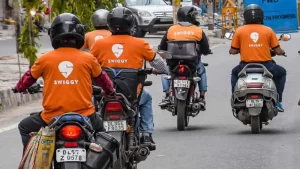 Swiggy will deliver your favorite food in train at your seat news in hindi
