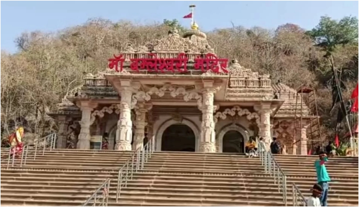 Photo of Chhattisgarh: मंदिर की TV  में चल गया अश्लील वीडियो, नाराज श्रद्धालु पहुंचे थाने