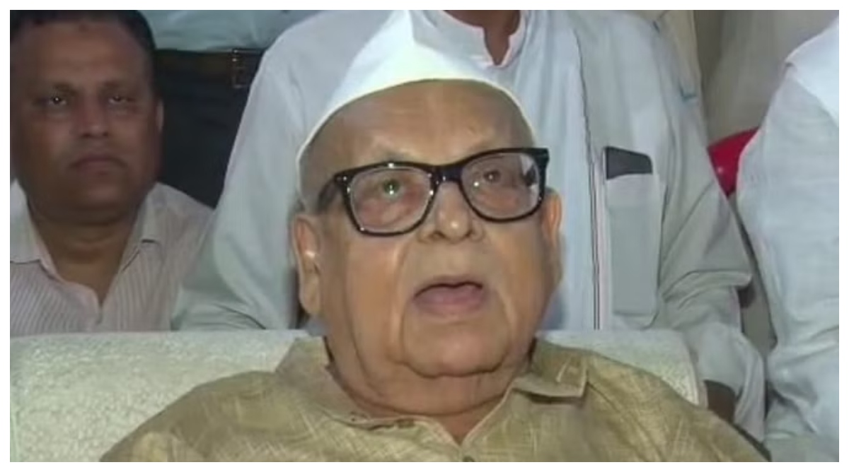 Photo of Aziz Qureshi Died: कांग्रेस के दिग्गज नेता अजीज कुरैशी का निधन, 83 साल की उम्र ली अंतिम सांस