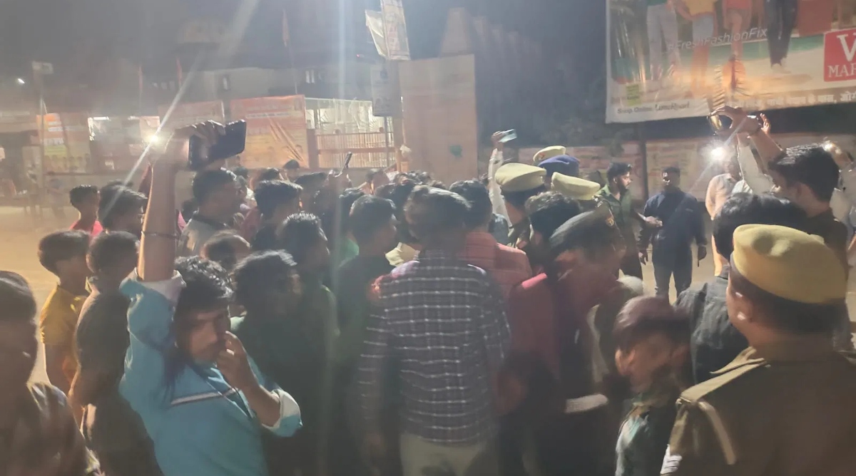 Photo of Badaun Double Murder Case: डीएम ने आरोपी के एनकाउंटर की मजिस्ट्रेट जांच का आदेश दिया