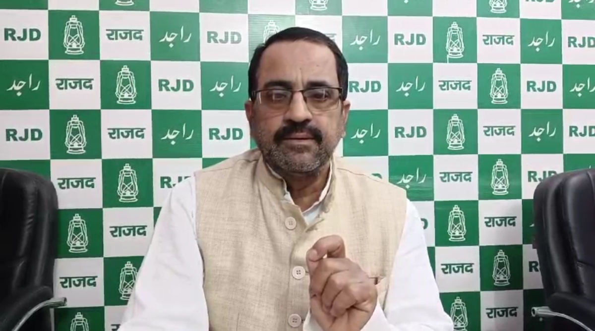 Photo of इंसानियत के कार्यों को भी राजनीतिक दृष्टि से देखते हैं सम्राट, उनकी भाषा अक्षम्य- एजाज अहमद