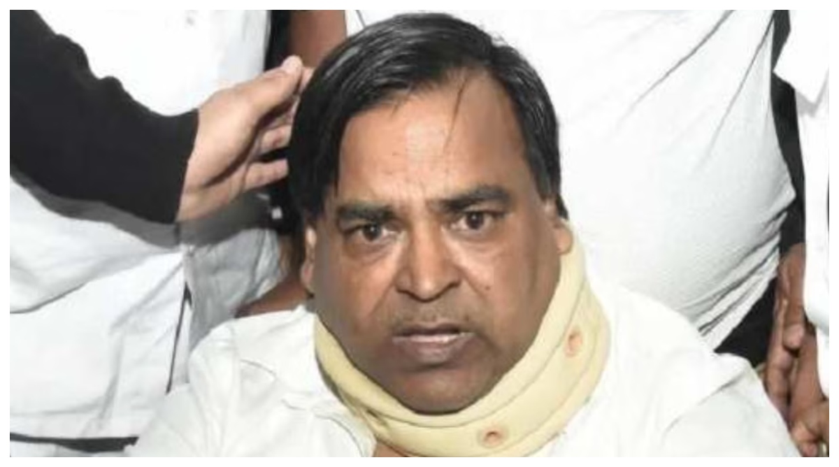 Photo of Lucknow News: पूर्व मंत्री गायत्री प्रजापति के ठिकानों पर ED की रेड, लखनऊ, अमेठी समेत कई जगहों पर छापा