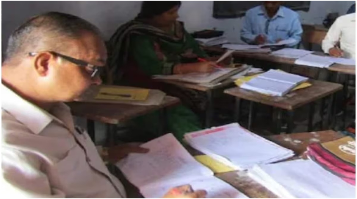 Photo of यूपी बोर्ड: 16 मार्च से डेढ़ लाख परीक्षक जांचेंगे तीन करोड़ उत्तरपुस्तिकाएं