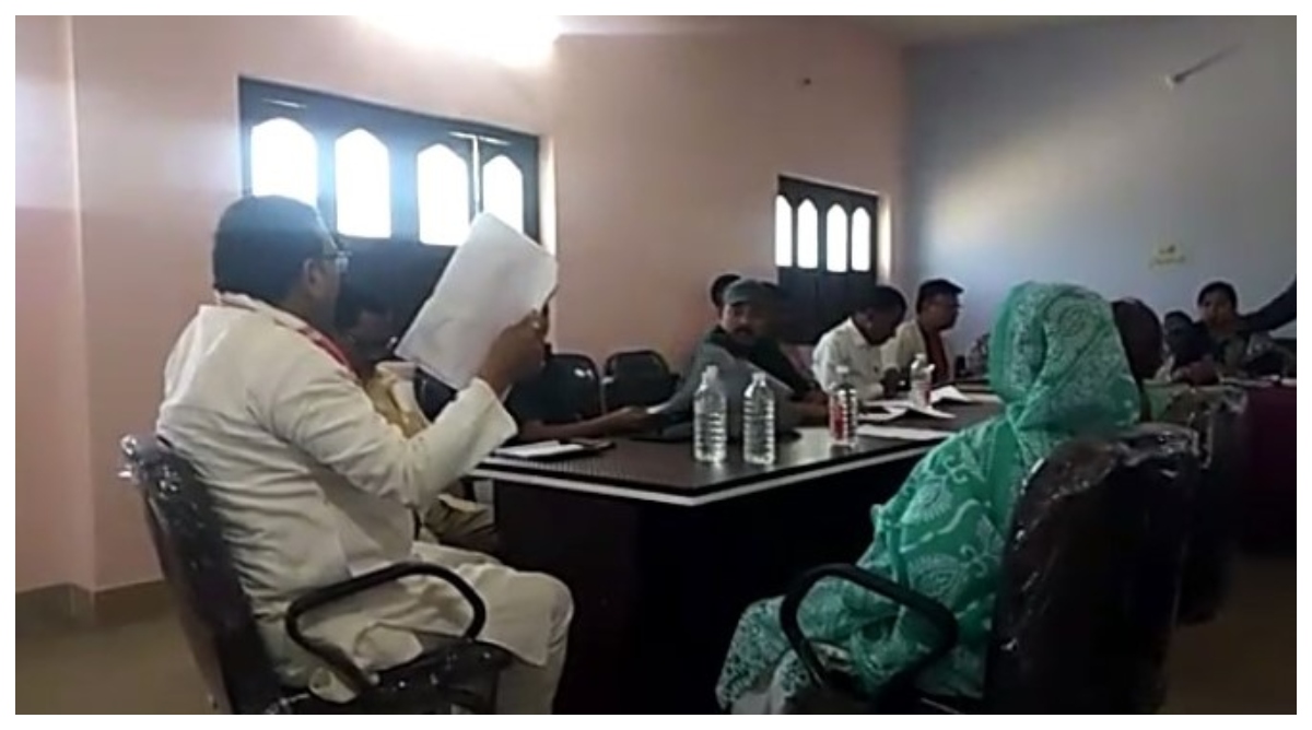 Photo of वार्ड नंबर चौदह के पार्षद संतोष झा पर लगा आवास योजना दिलवाने के नाम पर घूस लेने का आरोप
