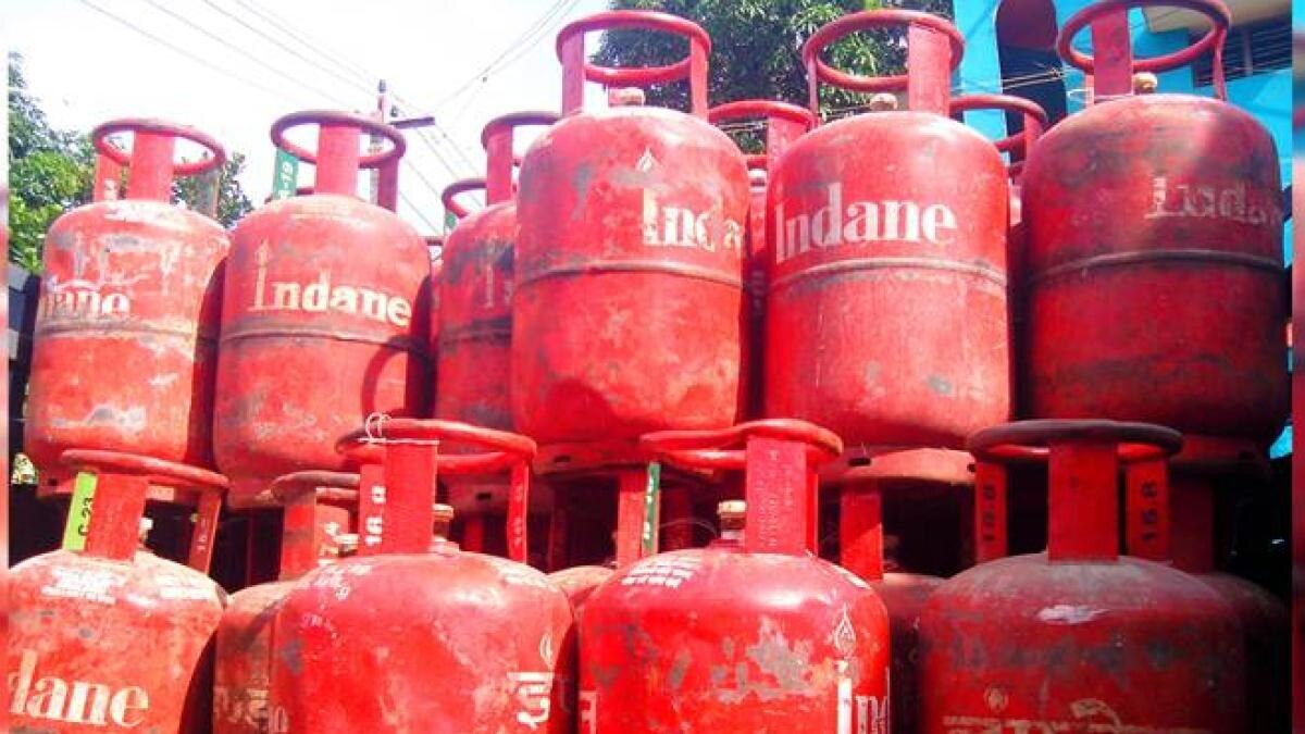 Photo of LPG Prices Increased: होली से पहले जेब पर झटका,  आज से बढ़ गए एलपीजी सिलेंडरों के दाम