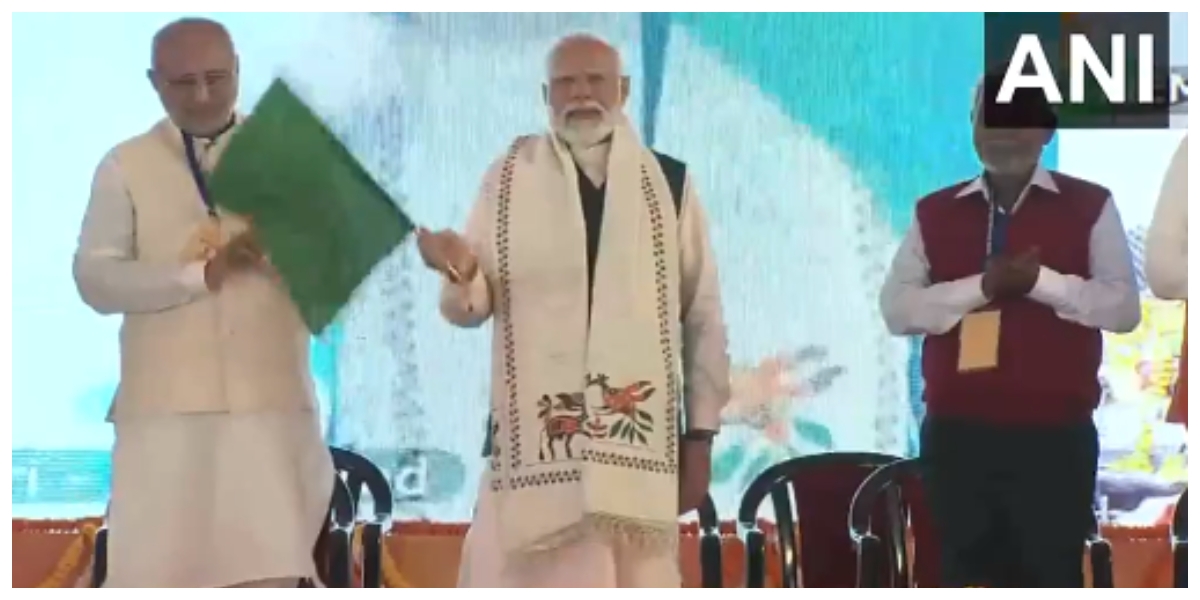 Photo of PM Modi ने झारखंड को दी बड़ी सौगात, बोले- 2047 से पहले भारत को बनाना है ‘विकासशील’