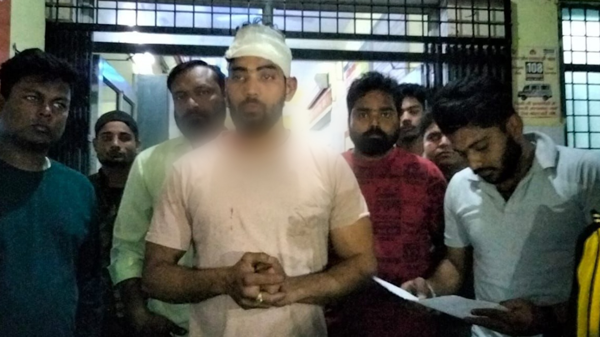 Photo of Muzaffarnagar: गौ सेवक के साथ अज्ञात कार सवार बदमाशों ने की मारपीट
