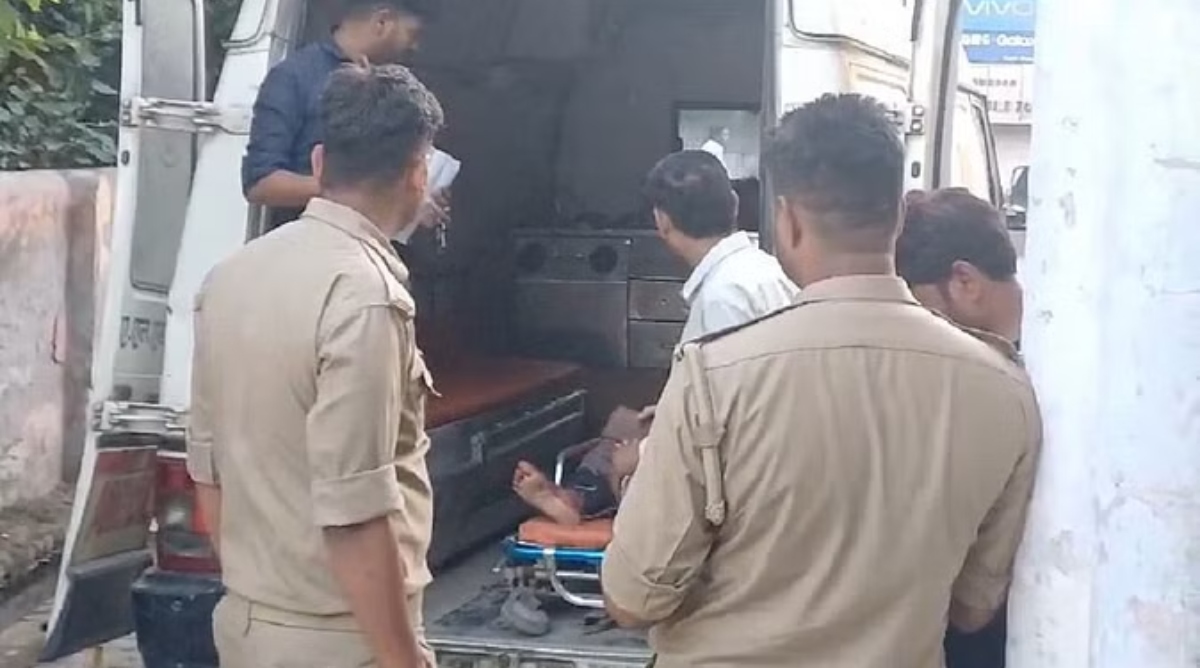 Photo of UP News: एटा में भीषण सड़क हादसा, अनियंत्रित कार डिवाइडर से टकराई, 4 की मौत