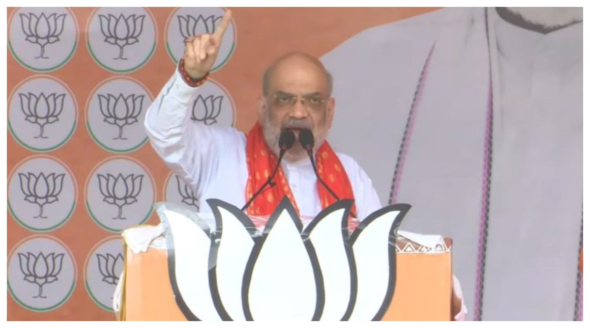 Photo of जब पश्चिमी यूपी के दंगे में लोग मर रहे थे, तब अखिलेश सैफई में डांस देख रहे थे…शर्म आनी चाहिए- अमित शाह