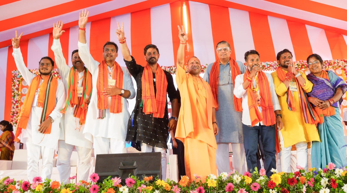 Photo of ओडिशा की अस्मिता से खिलवाड़ कर रहे नवीन पटनायक- सीएम योगी