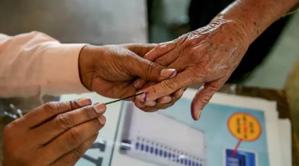 Photo of Lok Sabha Election 2024: UP में शाम 5 बजे तक 55.13 फीसदी वोटिंग, संभल में सर्वाधिक 61.10 फीसदी मतदान
