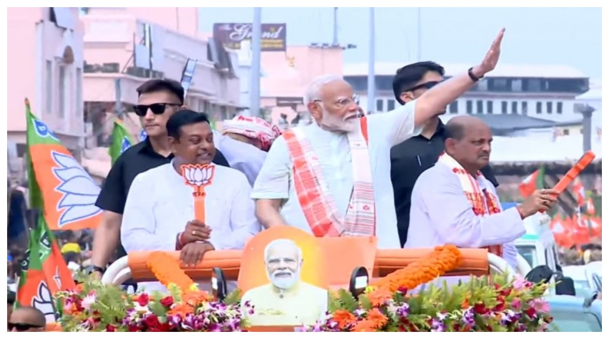 Photo of PM मोदी ने ओडिशा में किया रोड शो, पुरी लोकसभा सीट से उम्मीदवार संबित पात्रा भी रहे मौजूद