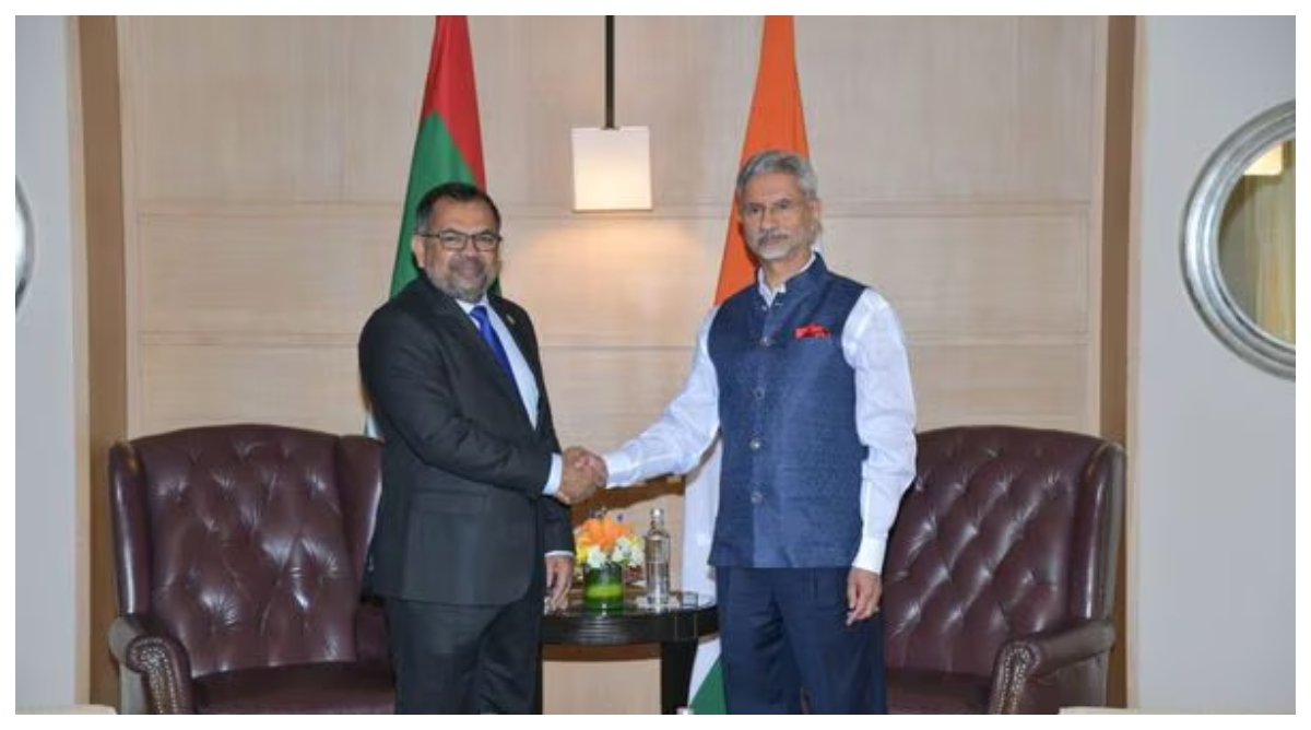 Photo of ‘ऐसी गलती दोबारा नहीं…’, PM मोदी की आलोचना पर मालदीव के विदेश मंत्री ने मानी गलती